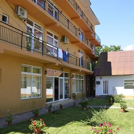 Niky Alin Costinești